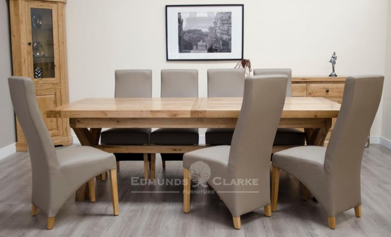 Melford Solid Oak 2400 Extending Dining Table chunky, showing with no leaves will sit 8 to 12 people comfortably DLX2400EXT