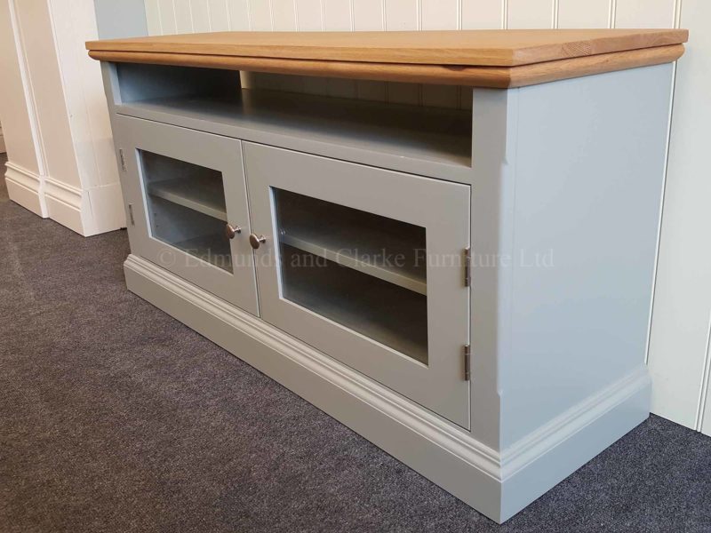 Edmunds painted tv unit two glazed doors with space for soundbar