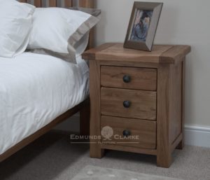 Lavenham solid rustic oak 3 drawer bedside chest. rustic knobs