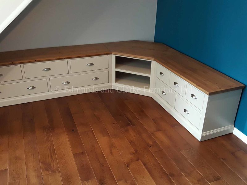made to measure painted television entertainment unit