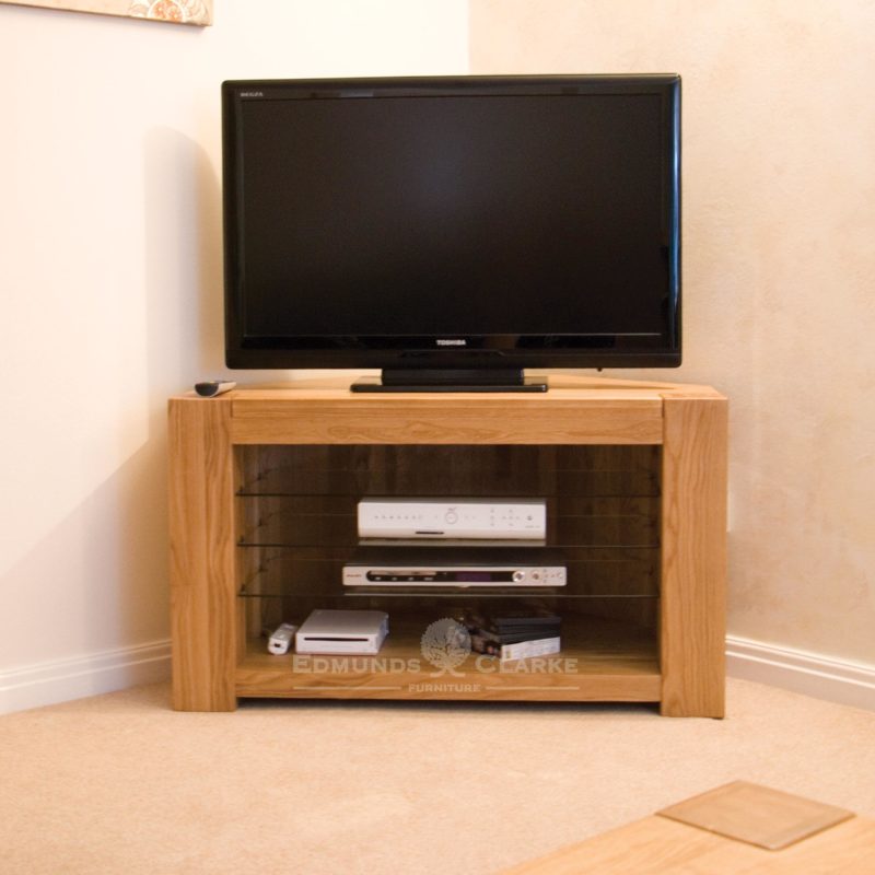 Newmarket solid oak corner tv unit with glass shelves