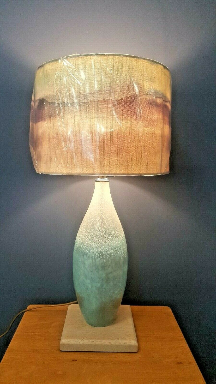 Voyage Maison Kione Frost base with Eva Fyord Violet shade light on