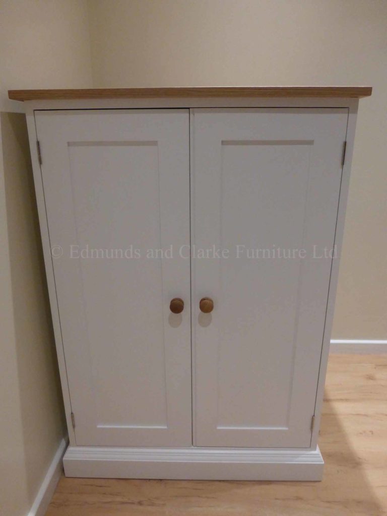 Bespoke Tumble Dryer Cupboard Edmunds and Clarke Furniture