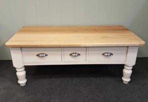 EDMCTFHLG Edmunds Farmhouse Coffee Table with 3 drawers and oak top and painted turned legs - Large. Edmunds & Clarke Furniture