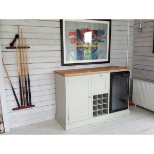 EDMDSB150 Edmunds drinks cooler sideboard 150cm side view. Edmunds & Clarke Furniture