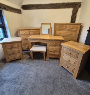 'Vermont' Solid Oak Bedroom Set